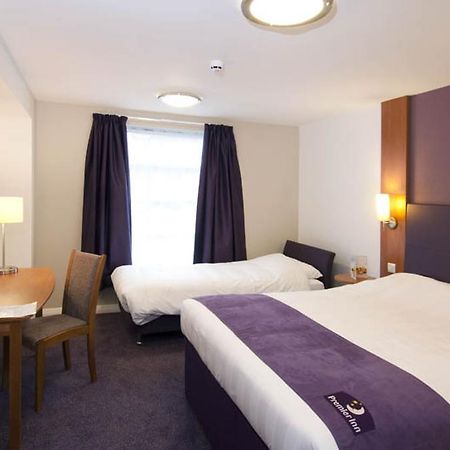 Premier Inn Киддерминстер Экстерьер фото