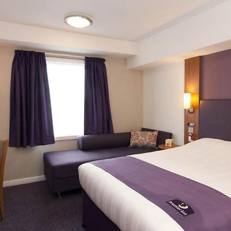 Premier Inn Киддерминстер Экстерьер фото