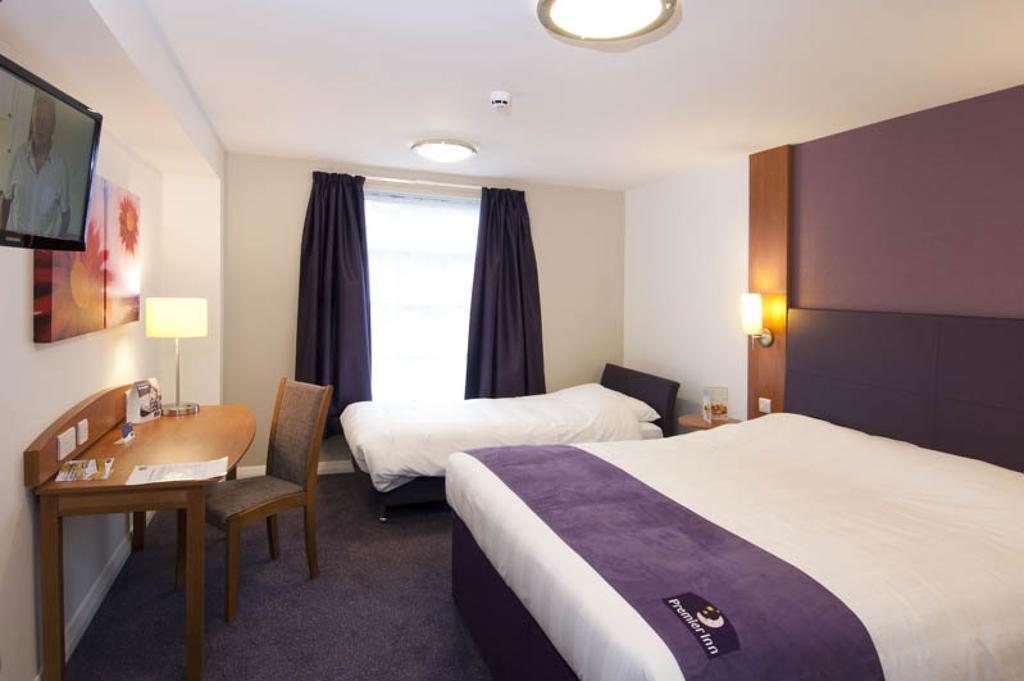 Premier Inn Киддерминстер Экстерьер фото